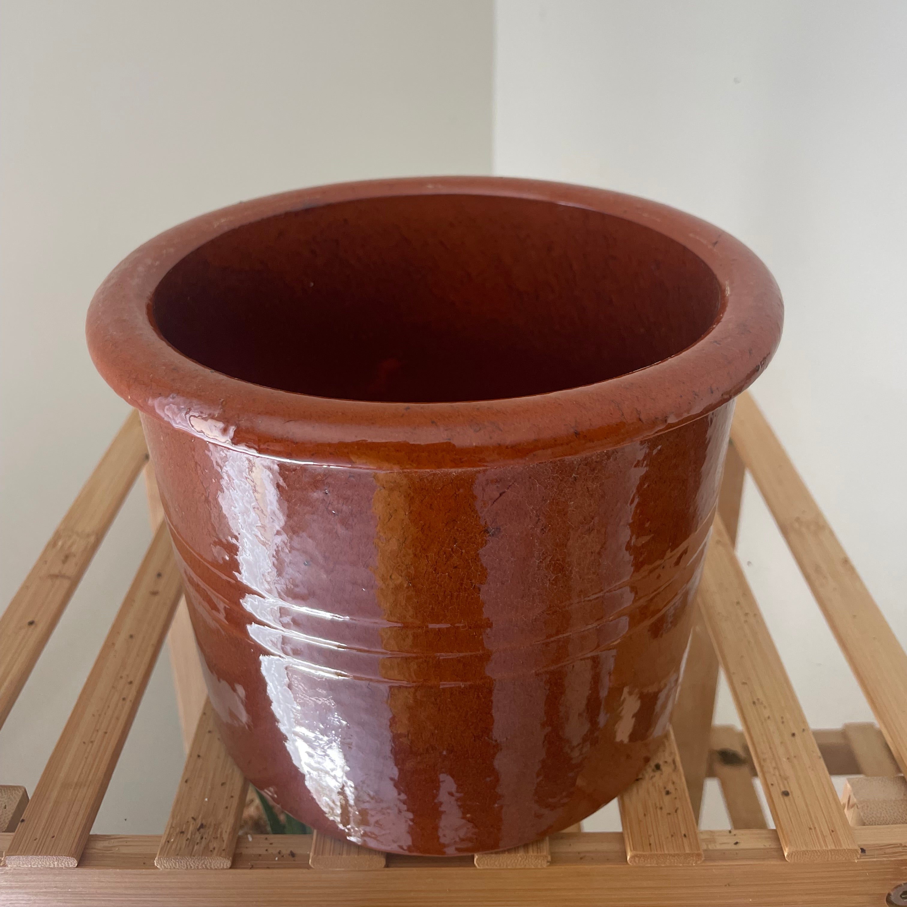 Pot vernie marron