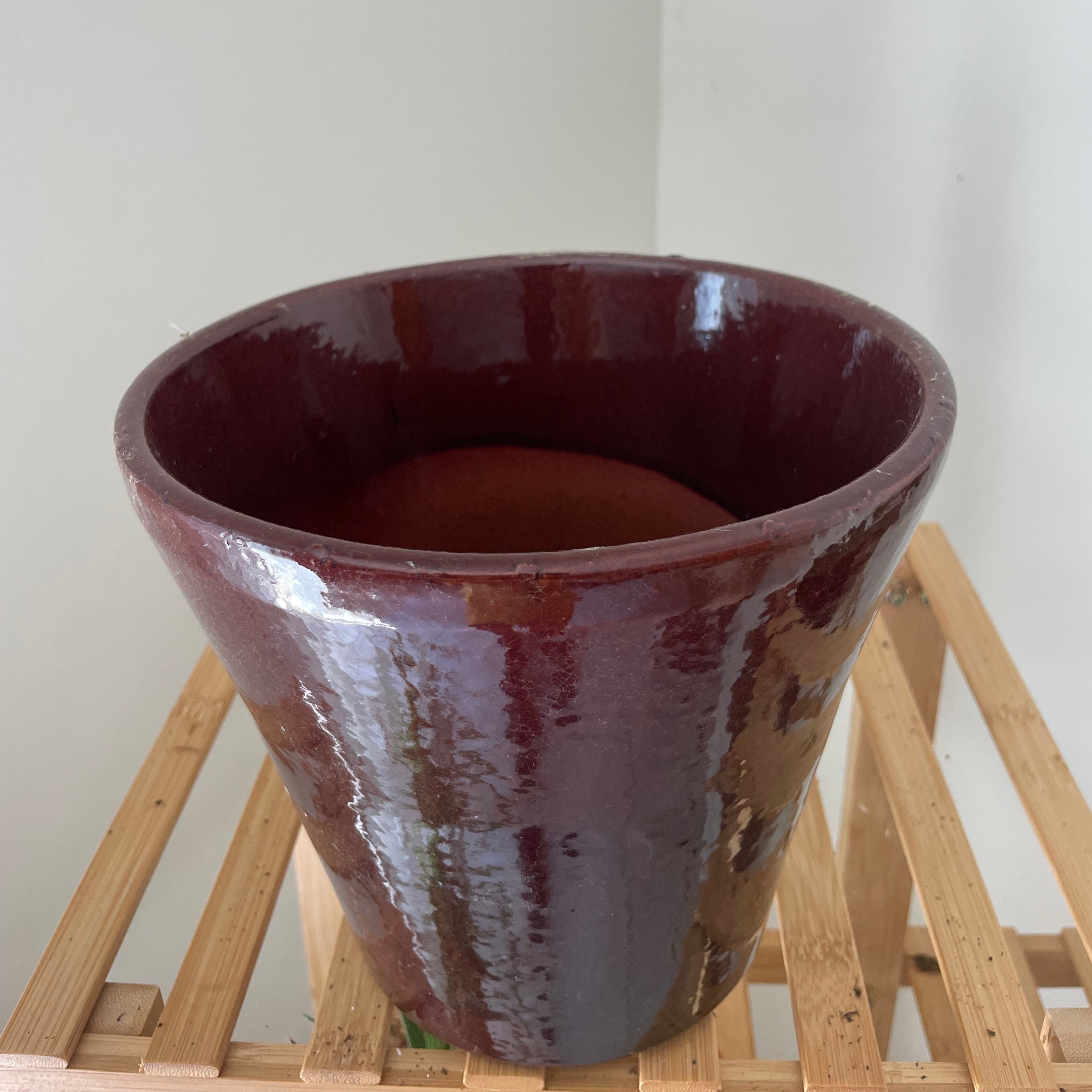 Pot vernie marron